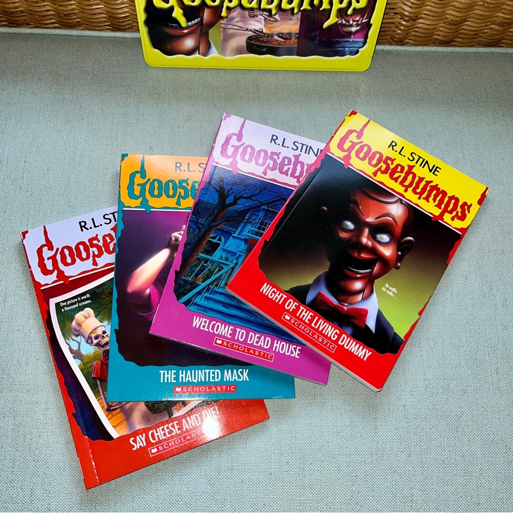 GOOSEBUMPS Special Retro Collector’s Tin with 4 Bestselling Softcover Books 2015